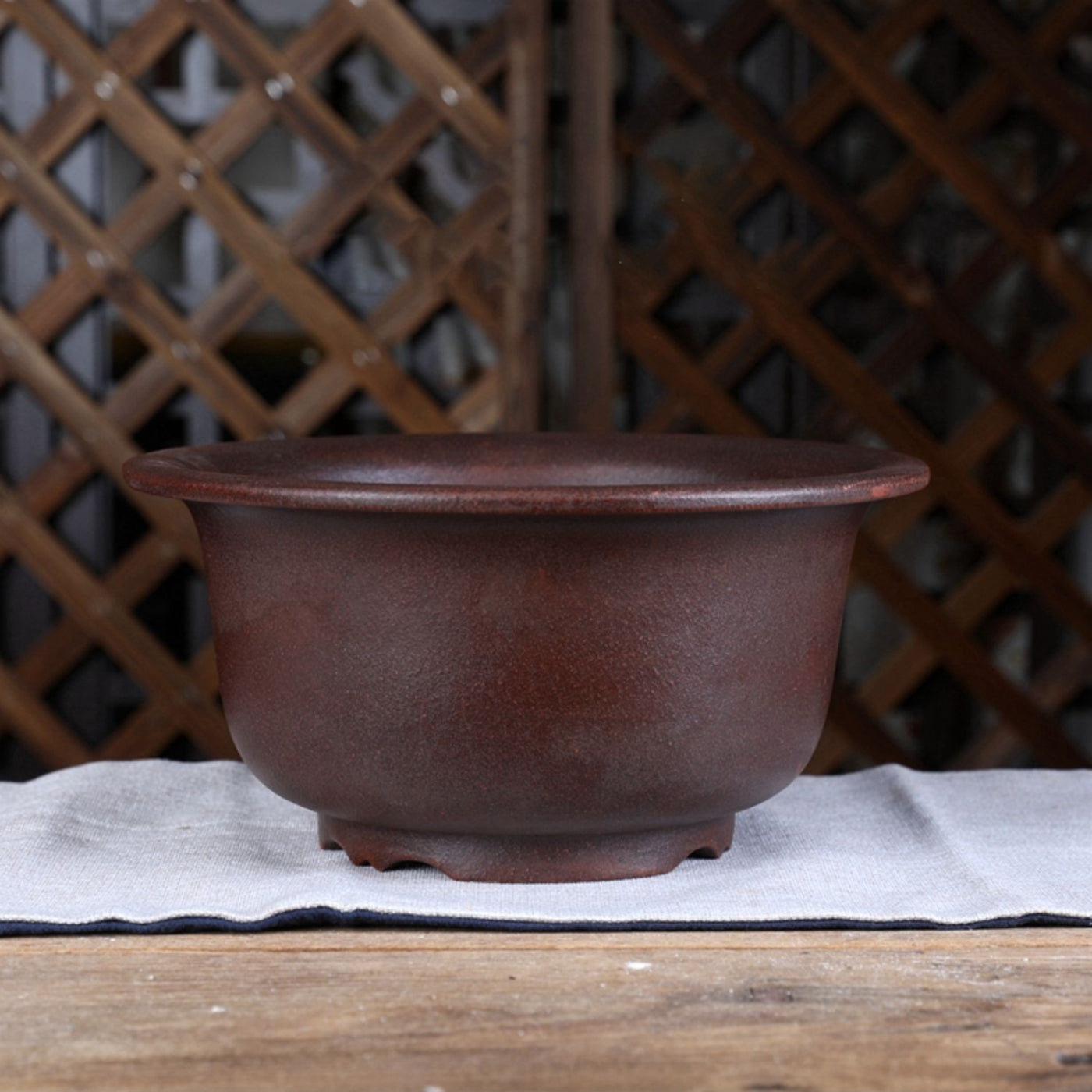 9.4 inch (24cm) Wide 5.1 inch (13cm) Deep Round Unglazed Semi Cascade Bonsai Pot w Flared Rim