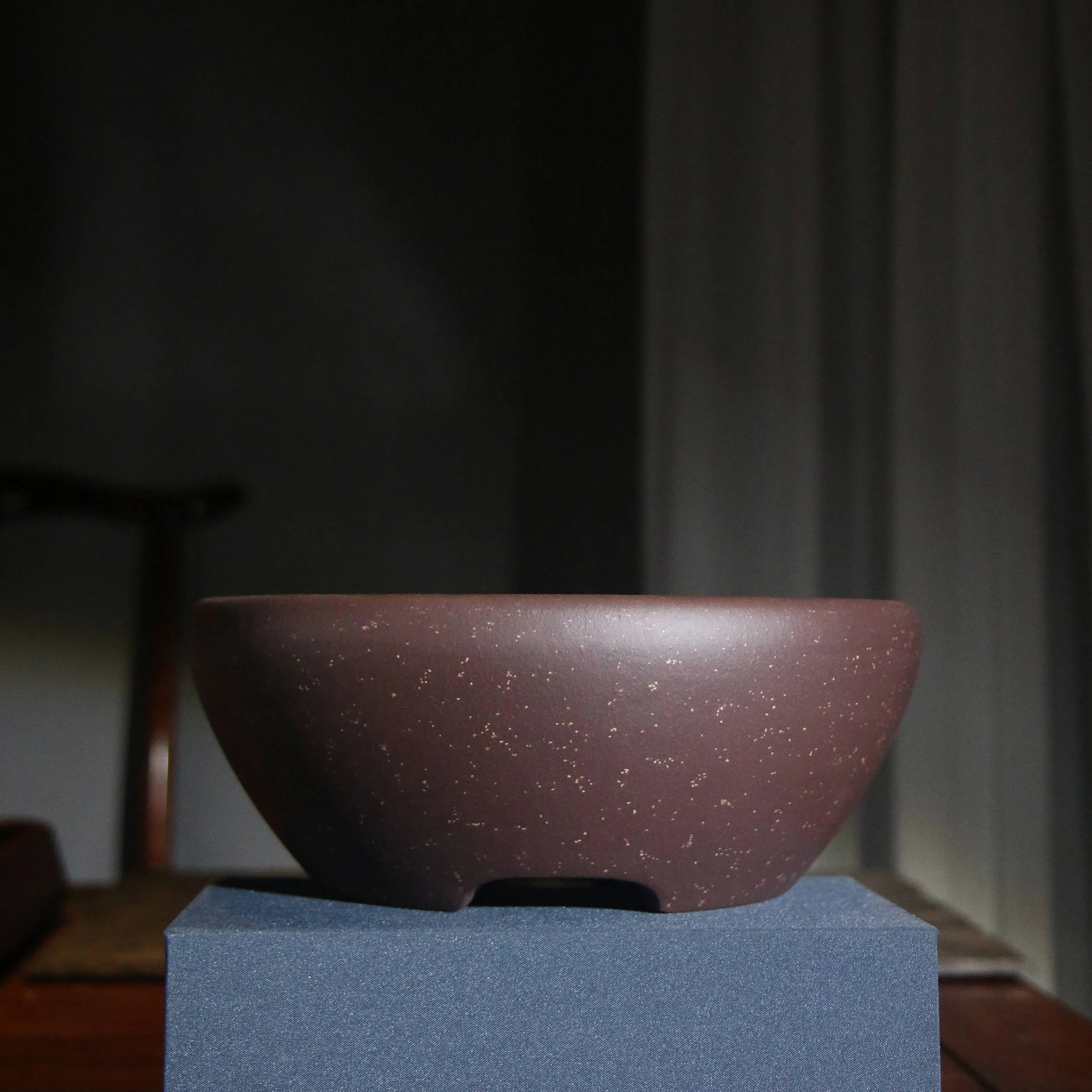 9 inch (23cm) Round Premium Bonsai Pot w Speckled Finish