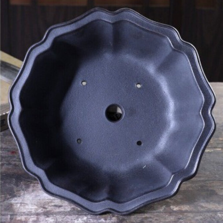 9 inch (23cm) Flared Lotus-Shaped Gradient Finish Antique Style Unglazed Bonsai Pot w Cloud Feet Inside View